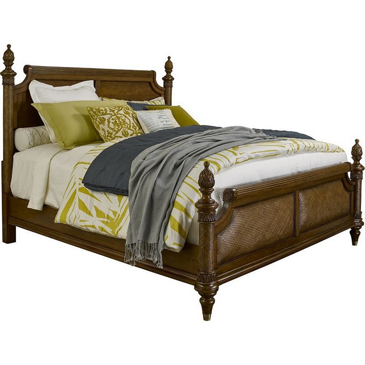 Broyhill Amelia Bay Panel Bed